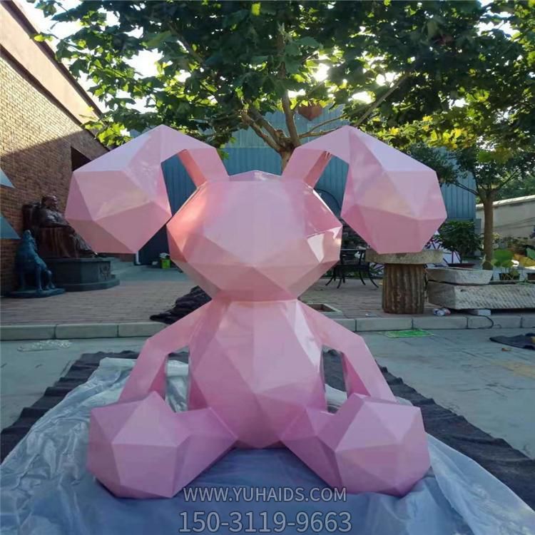 户外大型几何抽象兔子博鱼网页版