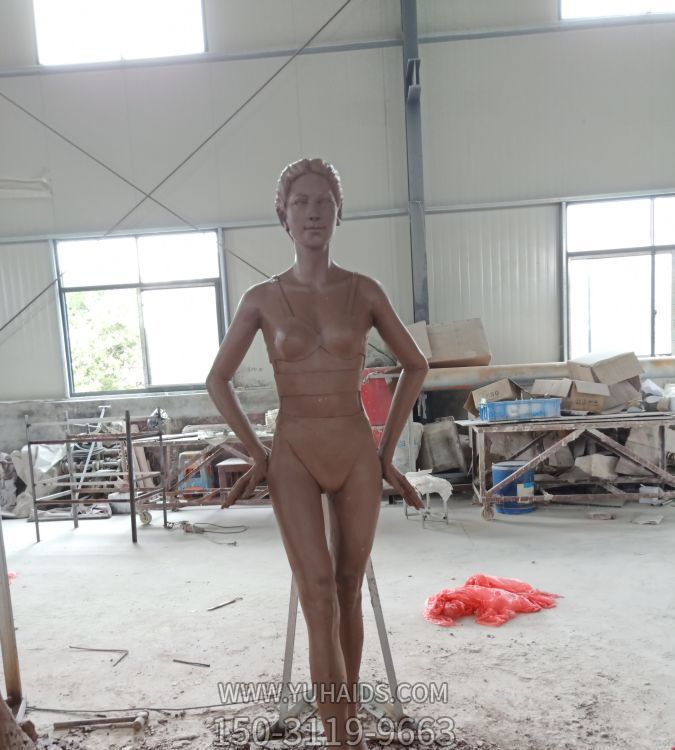 园林景观人物写实 人物雕像博鱼网页版泥稿