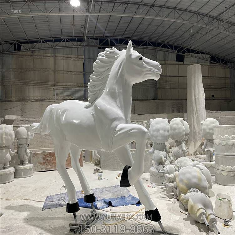 玻璃钢动物马博鱼网页版 公园景观摆件