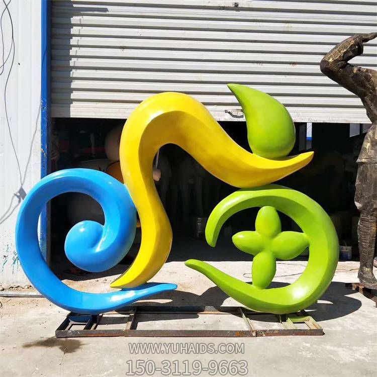 玻璃钢彩绘抽象骑行的人物博鱼网页版