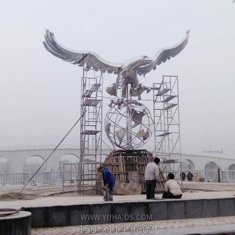 不锈钢镜面户外大型景观老鹰博鱼网页版