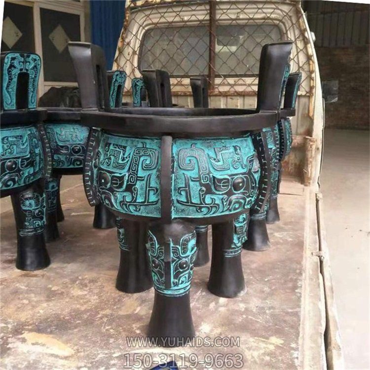 仿古青铜器三足鼎香炉寺院户外大型摆件博鱼网页版