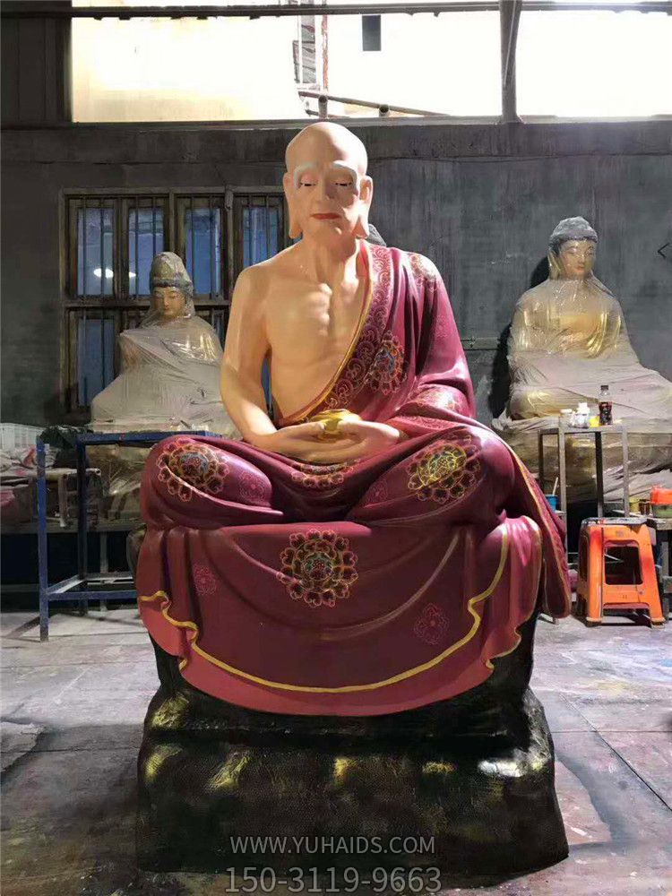 玻璃钢彩绘寺庙打坐的十八罗汉博鱼网页版