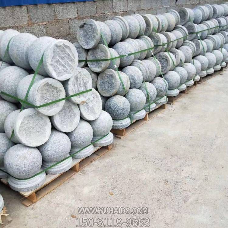 景区广场摆放天然花岗岩雕刻挡车石球博鱼网页版