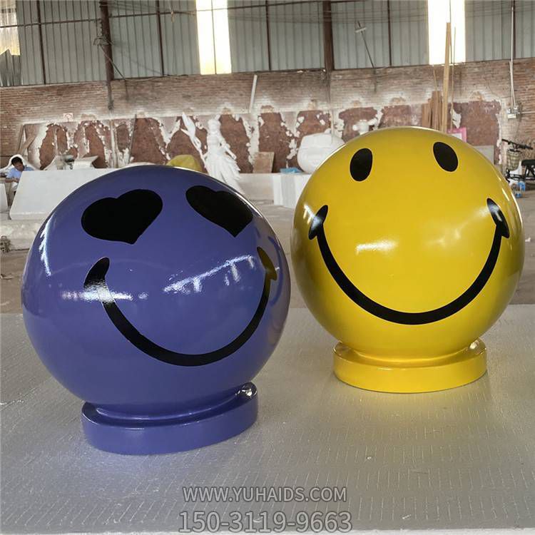 户外公园主题玻璃钢卡通表情符号博鱼网页版摆件