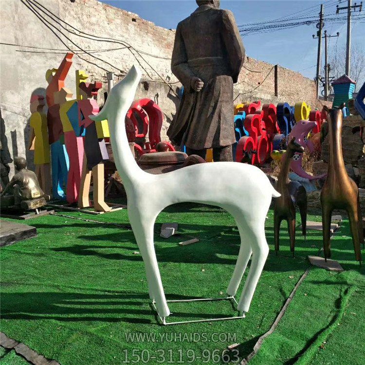 玻璃钢艺术小鹿造型博鱼网页版