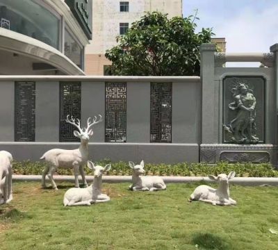 公园户外广场玻璃钢仿真动物景观梅花鹿博鱼网页版