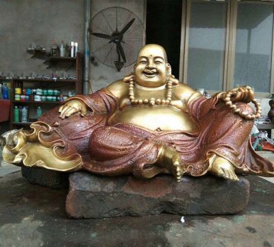 不锈钢大型仿真人物景观坐着的弥勒佛博鱼网页版