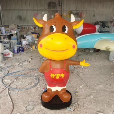 商店摆放喷漆玻璃钢卡通牛公仔博鱼网页版