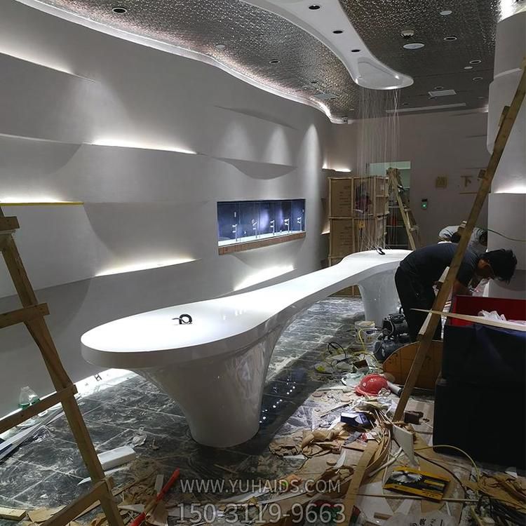 玻璃钢异型桌子凳子商场货架美陈景观造型小品博鱼网页版