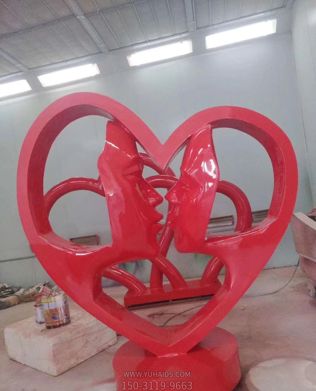 公园玻璃钢创意亲吻爱心博鱼网页版