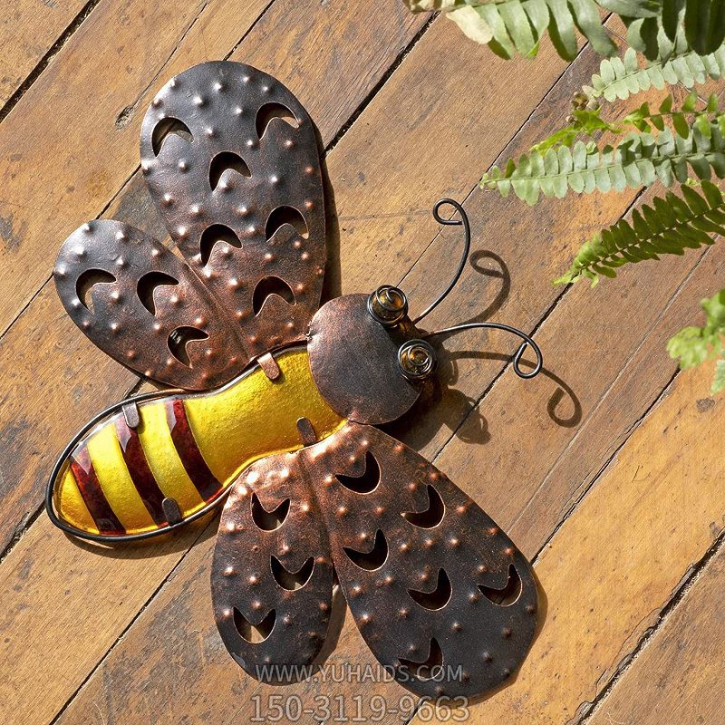 花园广场镂空创意黄铜蜜蜂摆件博鱼网页版