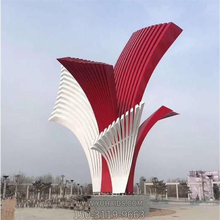 大型不锈钢喷漆彩绘条形抽象广场景观博鱼网页版