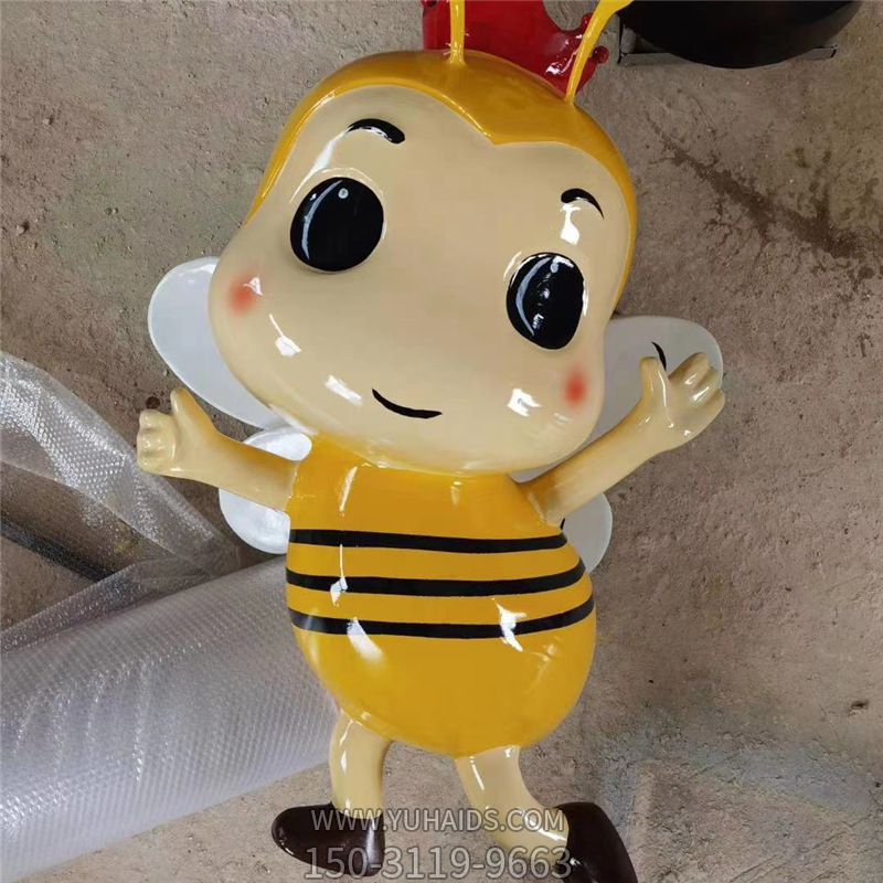 商场步行街摆放仿真可爱玻璃钢蜜蜂博鱼网页版
