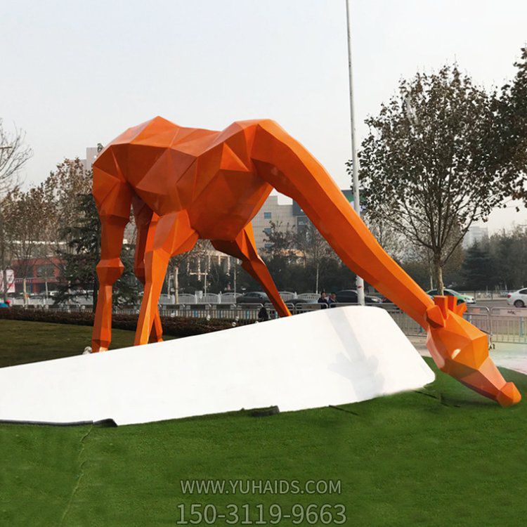 户外园林不锈钢几何户外园林大型抽象长颈鹿博鱼网页版