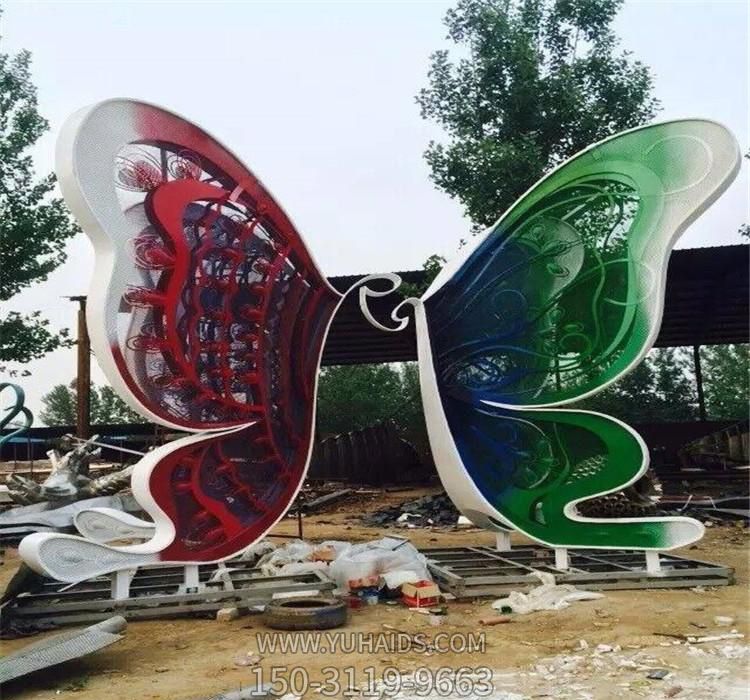 卡通玻璃钢农场蝴蝶博鱼网页版