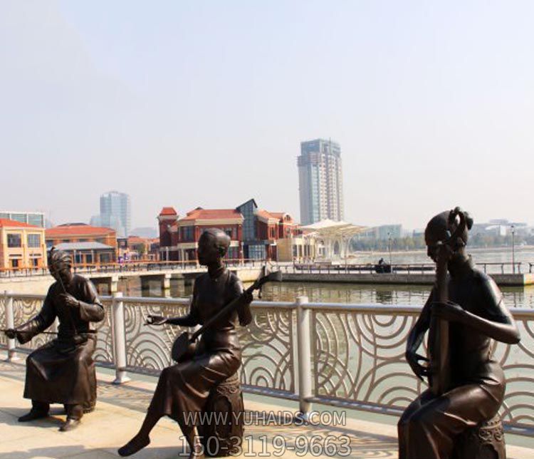 海边铜雕创意拉二胡博鱼网页版