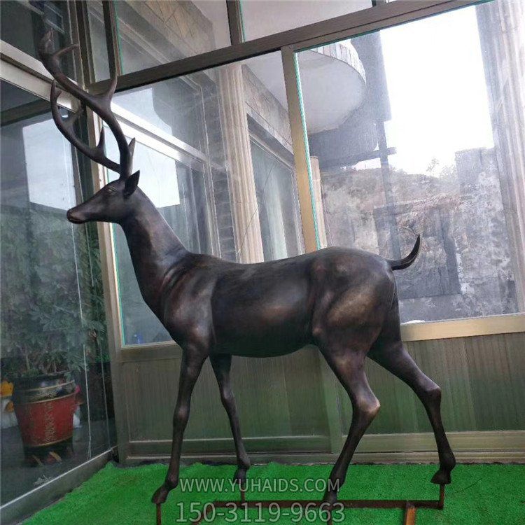 玻璃钢仿铜鹿博鱼网页版园林户外草地摆件