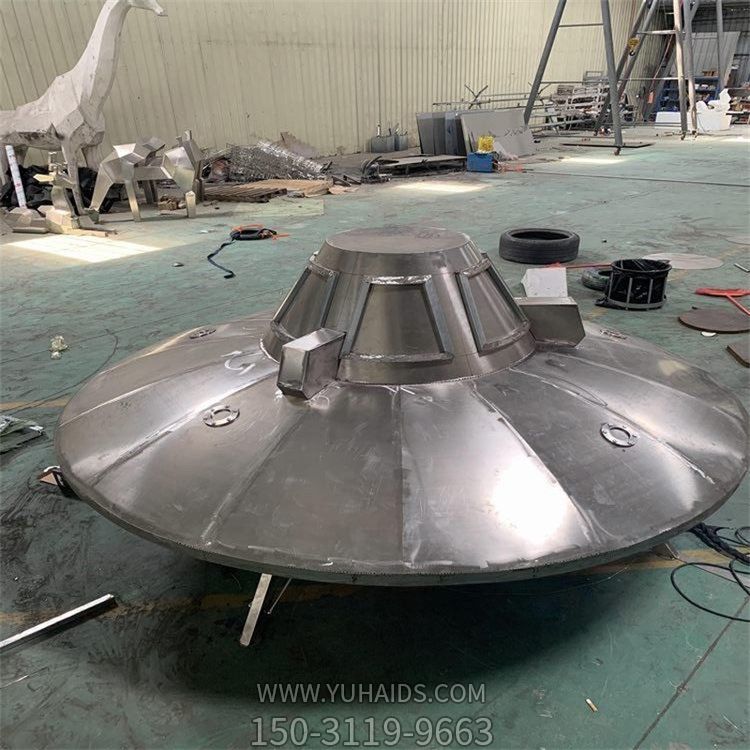 飞碟返回舱不锈钢博鱼网页版航空基地园林景观 航空文化摆件