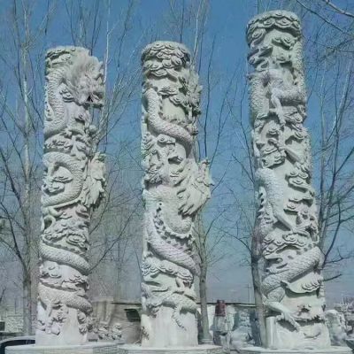 石雕盘龙柱