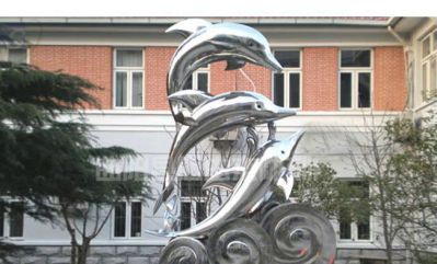 工厂飞跃一家三口不锈钢海豚博鱼网页版