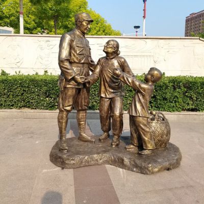 景区玻璃钢仿铜八路军英雄人物博鱼网页版
