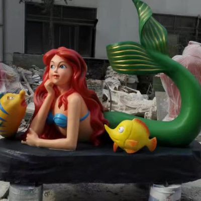 海洋儿童乐园摆放玻璃钢卡通彩绘小美人鱼博鱼网页版