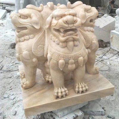 企业门口摆放大理石雕刻故宫石狮子博鱼网页版