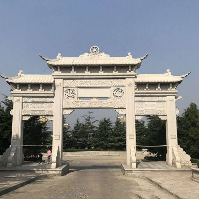 景区墓园入口摆放大理石雕刻仿古建筑三门石牌坊