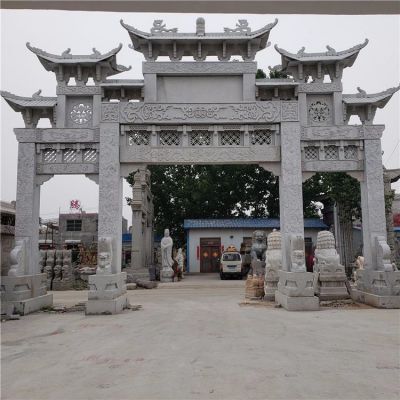 村口大型大理石三门石雕牌坊博鱼网页版