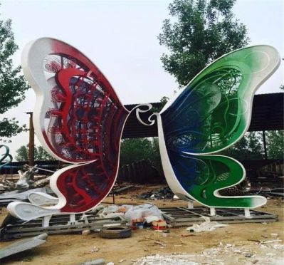 卡通玻璃钢农场蝴蝶博鱼网页版