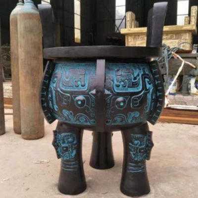寺庙庭院仿古青铜器鼎