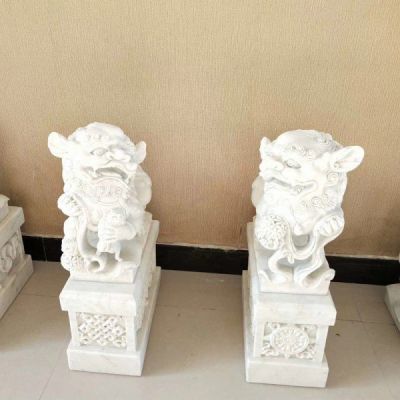 酒店别墅门口汉白玉石雕招财麒麟博鱼网页版