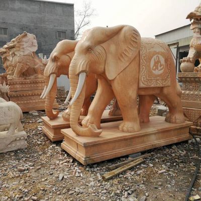 别墅小区门口大型晚霞红大象博鱼网页版