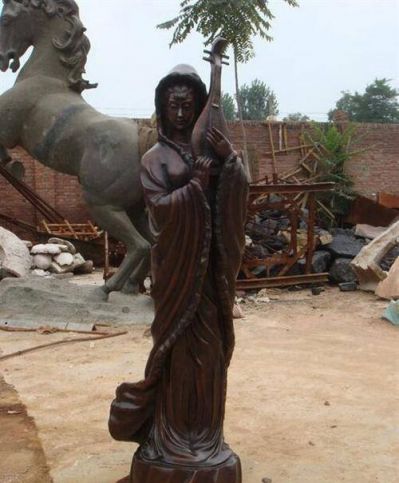 别墅观光景点摆放昭君抱琵琶站立铸铜博鱼网页版