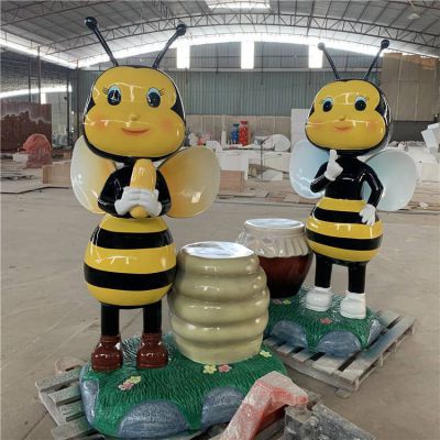 户外主题儿童公园博鱼网页版摆设玻璃钢卡通公仔雕像