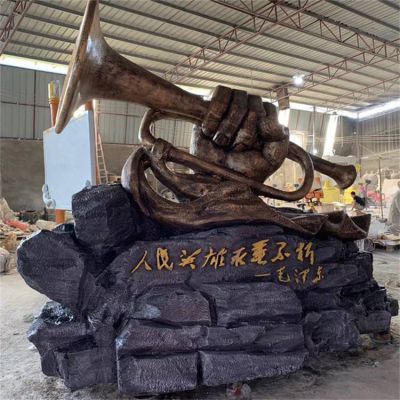 玻璃钢铸铜大型广场胜利的号角主题红军文化博鱼网页版