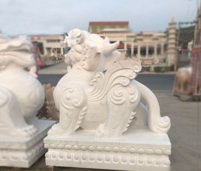 庭院别墅汉白玉石雕招财貔貅博鱼网页版