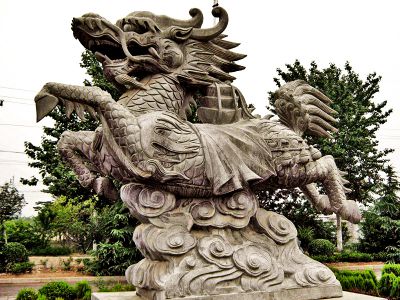 户外广场大型踏着祥云的神兽麒麟博鱼网页版