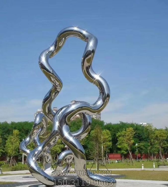 户外广场大型不锈钢镜面抽象异性景观博鱼网页版
