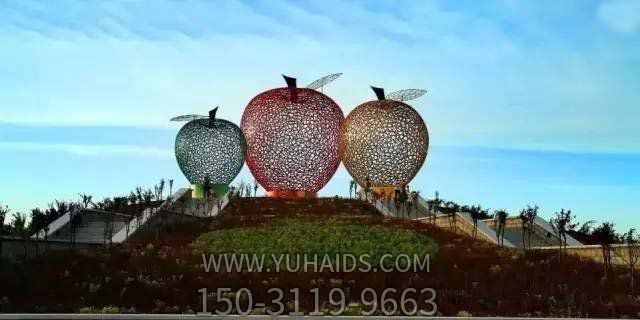 广场不锈钢镂空苹果博鱼网页版