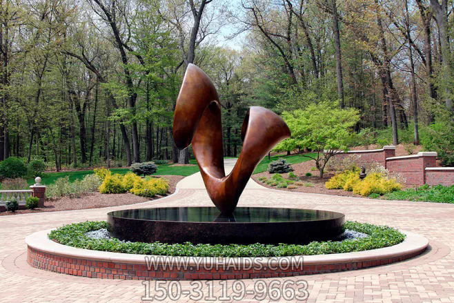 公园广场不锈钢圆盘上的景观博鱼网页版