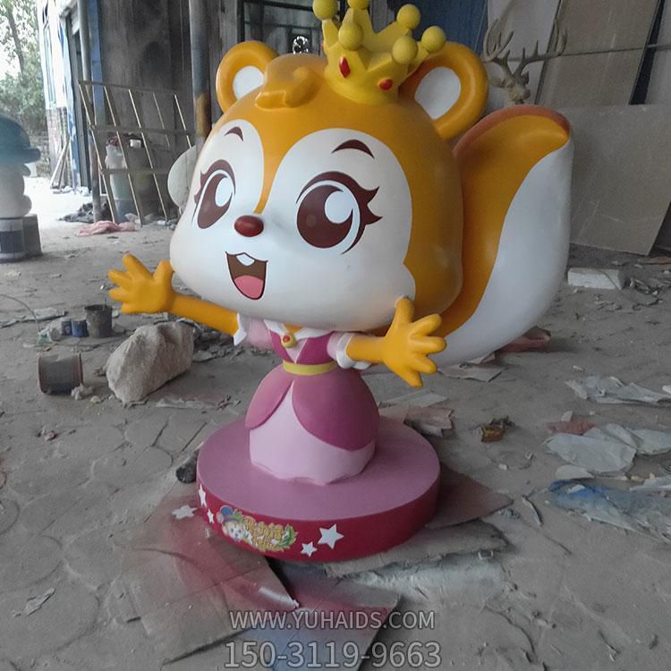 玻璃钢卡通商场游乐场松鼠摆件博鱼网页版