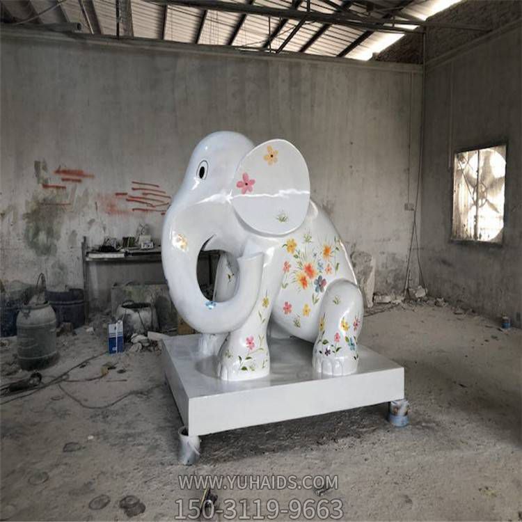 户外园林景观博鱼网页版玻璃钢白色花朵卡通大象摆件