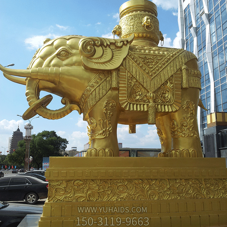 漆金大象，宾馆大门钱的泰式大象博鱼网页版