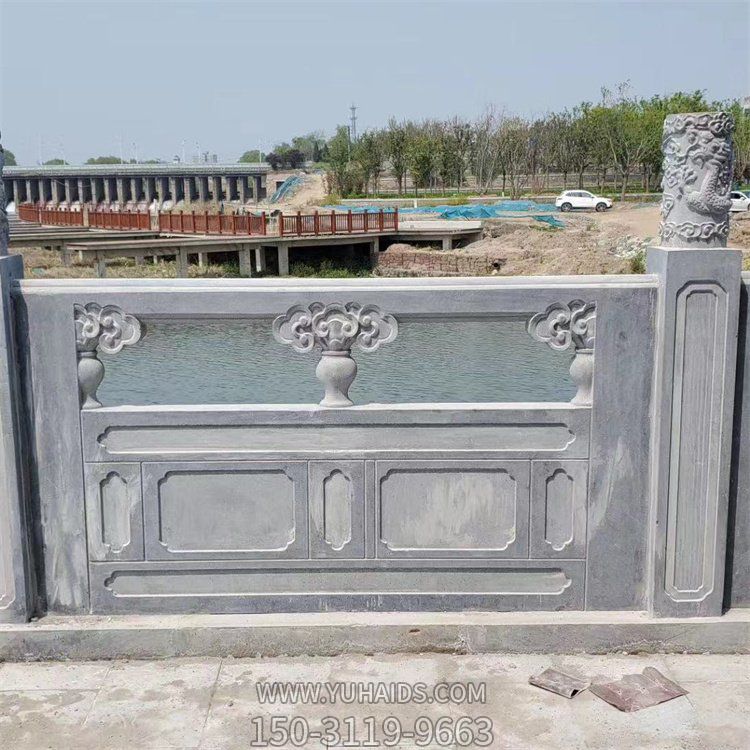 园林河道摆放天然青石防护栏杆博鱼网页版