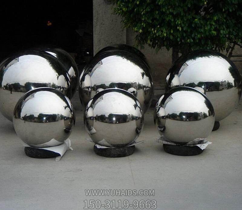 草坪不锈钢镜面户外景观球体博鱼网页版