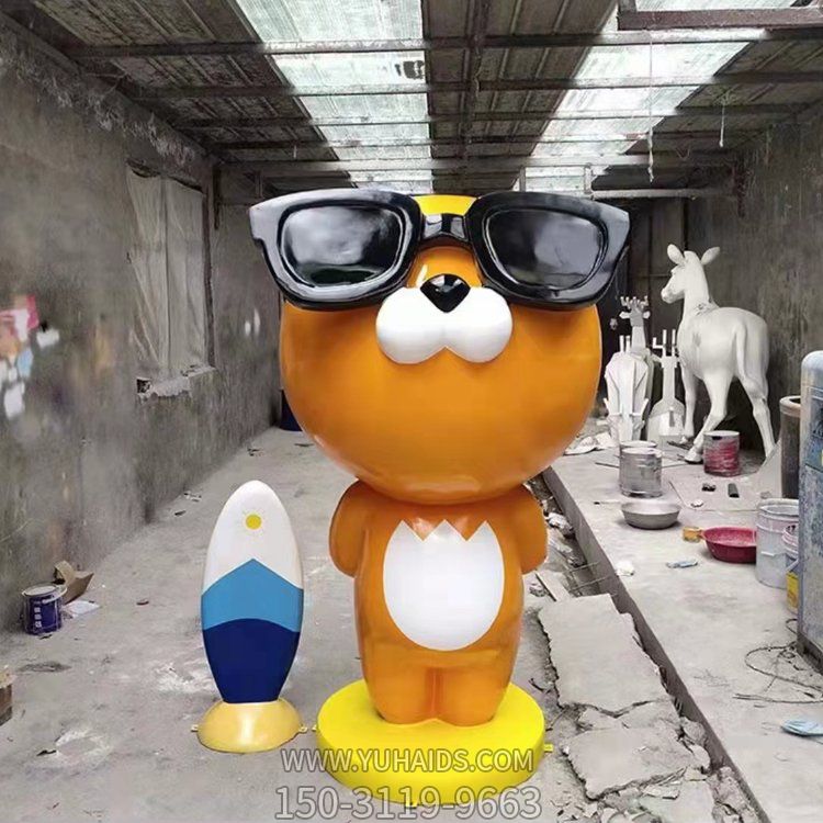 景观玻璃钢卡通彩绘玩偶博鱼网页版