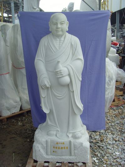寺庙石雕那胡萝的汉白玉十八罗汉博鱼网页版