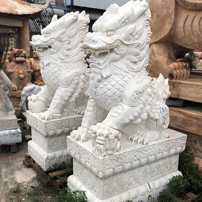 庭院门口汉白玉石雕大型景观麒麟博鱼网页版